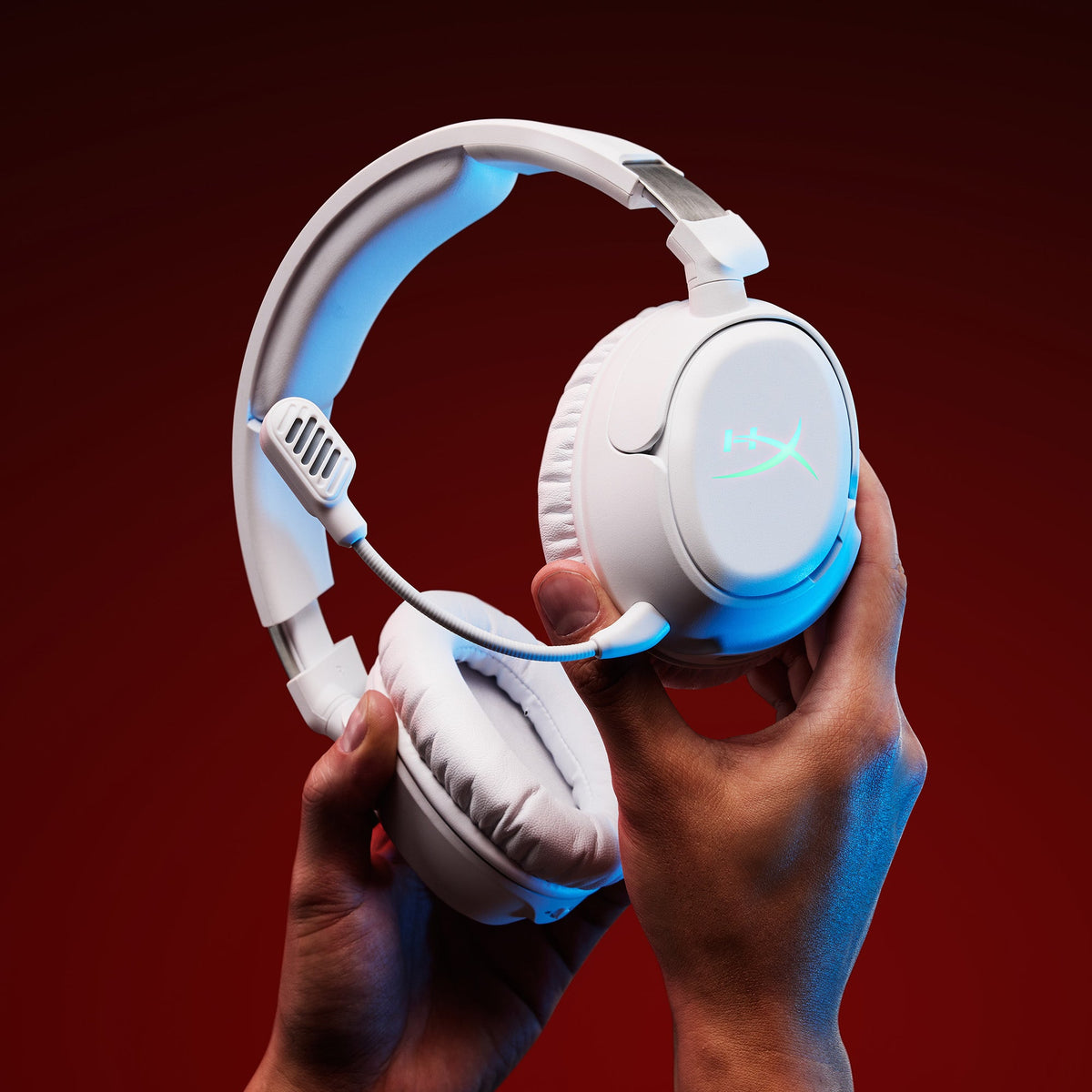 HyperX Bundle - Cloud Flight 2 Wireless Headset, QuadCast 2 Microphone